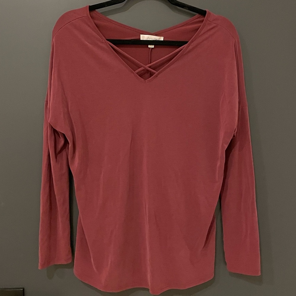 Active USA maroon long sleeve t shirt